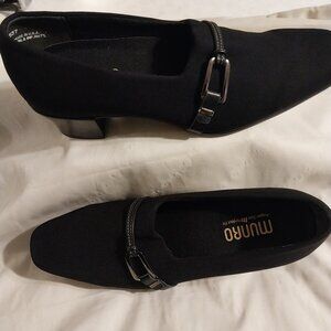 Munro Ladies Black Buckle Dress Shoes – Size 8.5 – New